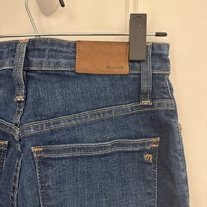 Madewell Curvy Skinny High-Rise - Dark Indigo (Size 28P)